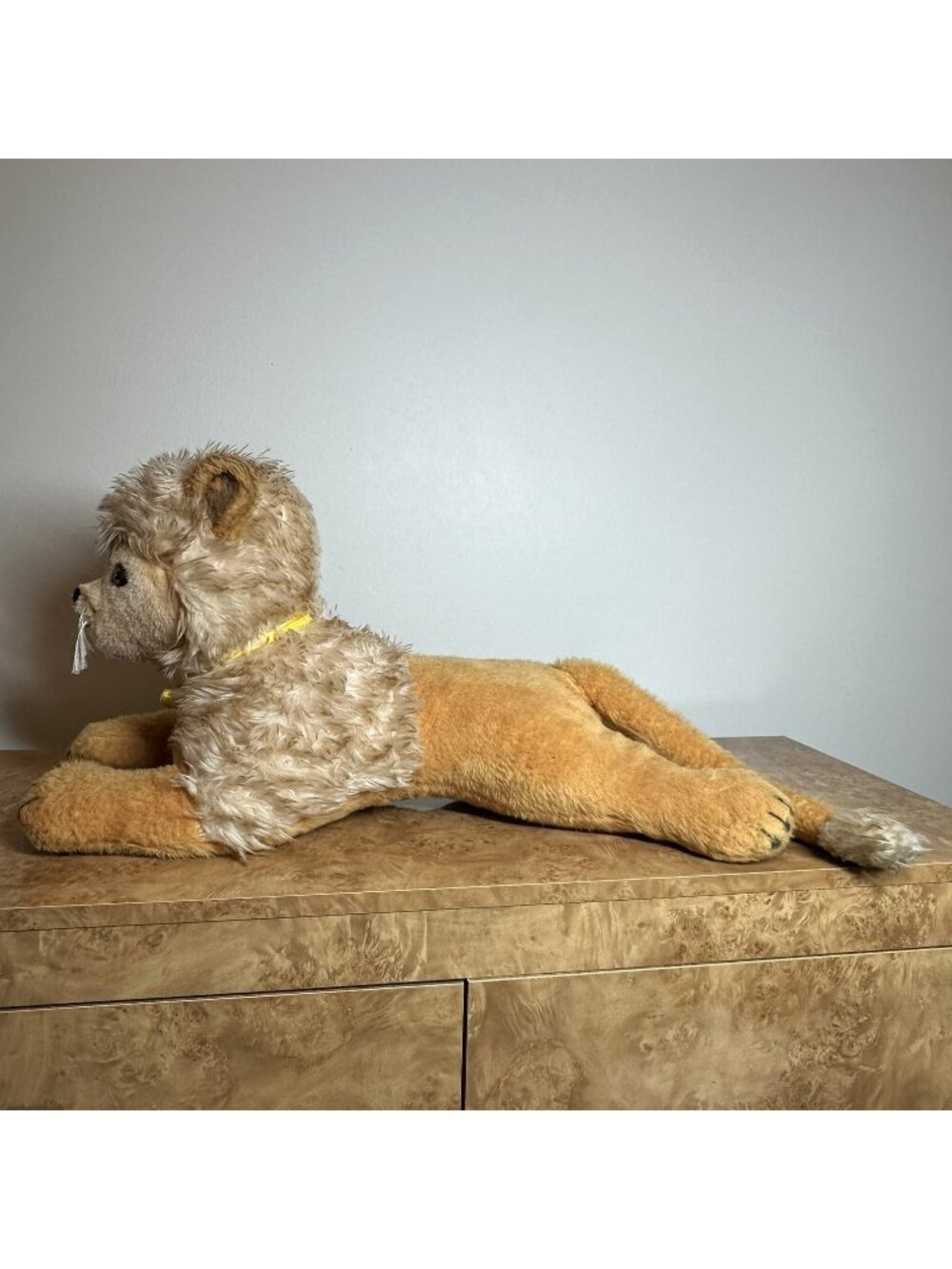 Vintage 1960s Plush Lion Stuffed Animal Glass Eyes Long Legs 24" MCM - Picture 5 of 8